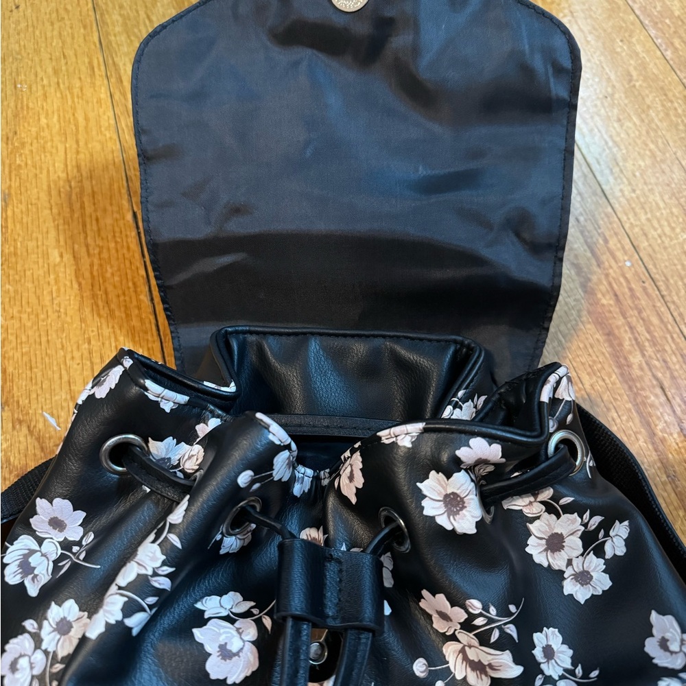 Wild Fable Mini Backpack - Picture 2 of 6